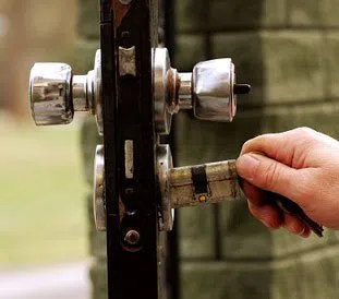 Lock Key Store Wickliffe, OH 440-226-5072 Lock Key Store Wickliffe, OH 440-226-5072 - 13-Re-Key-Locks