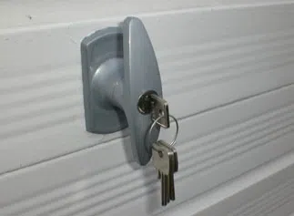 Lock Key Store Wickliffe, OH 440-226-5072 - 9-Garage-Door-Locks
